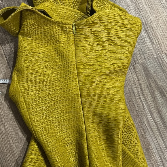 Yellow Green Chartreuse Bodycon Dress - Size S - Picture 10 of 10